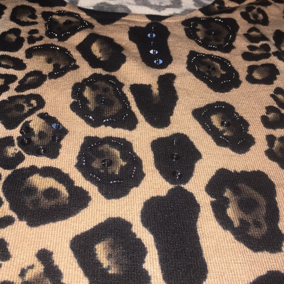 Cheetah top - Picture 2 of 4